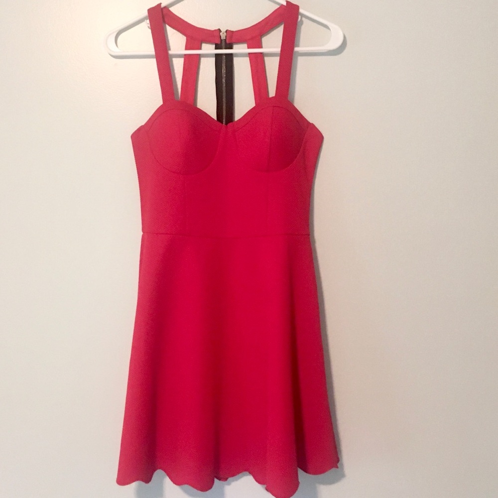 Material Girl V-Neckline Strap Back Dress Size Medium Red